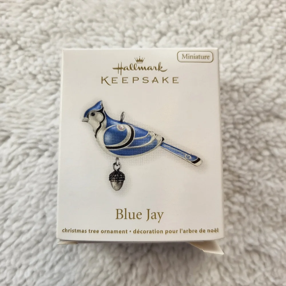 Hallmark Keepsake Blue Jay With Acorn Holiday Ornament (2012)